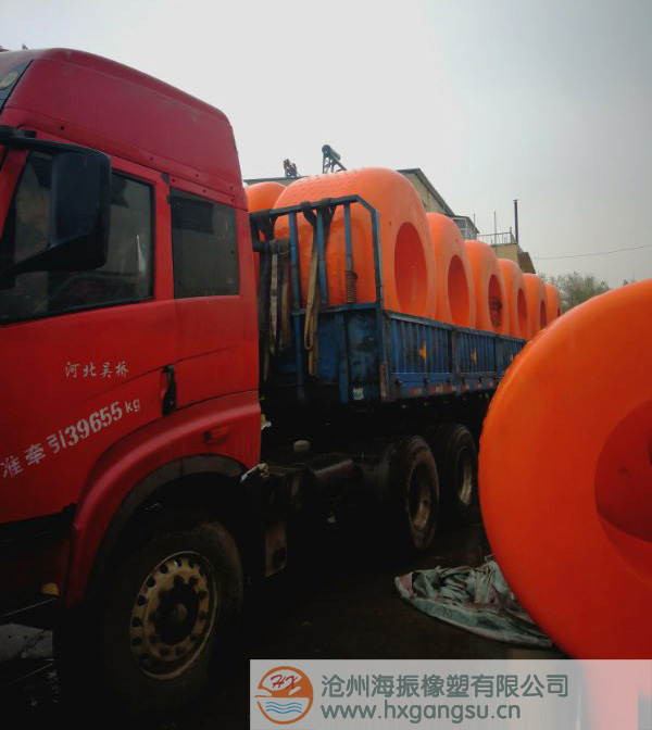 海振聚乙烯浮體發(fā)貨